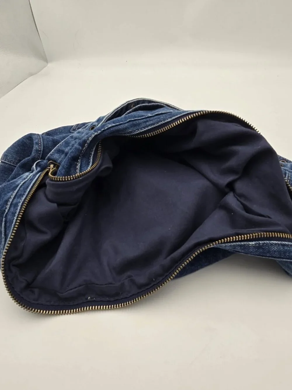Y2K Denim Hobo Shoulder Bag Blue Jean Purse Large Slouchy Zip Top Boho